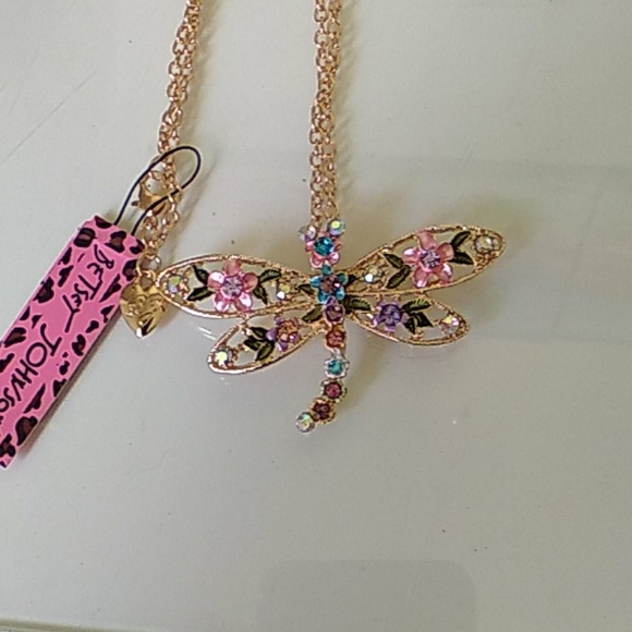 Betsey Johnson crystal butterfly pendent/Necklace - Picture 4 of 5